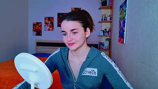 Snapshot of Miss_Arwen chatting on March 4, 2025, 6:04 am Miss Arwen online show from March 4, 2025, 6:04 am