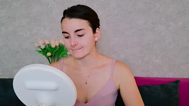 Snapshot of Miss_Arwen chatting on September 16, 2025, 3:51 am Miss Arwen online show from September 16, 2025, 3:51 am