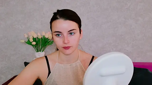 Snapshot of Miss_Arwen chatting on September 19, 2025, 2:57 am Miss Arwen online show from September 19, 2025, 2:57 am