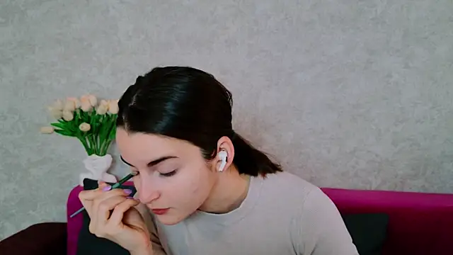 Snapshot of Miss_Arwen chatting on September 24, 2025, 3:54 am Miss Arwen online show from September 24, 2025, 3:54 am