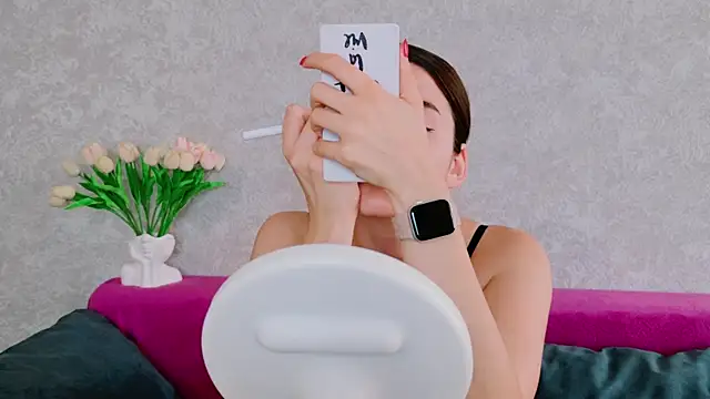 Snapshot of Miss_Arwen chatting on October 2, 2025, 4:41 am Miss Arwen online show from October 2, 2025, 4:41 am