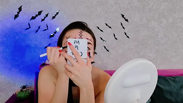 Snapshot of Miss_Arwen chatting on October 31, 2025, 2:56 am Miss Arwen online show from October 31, 2025, 2:56 am