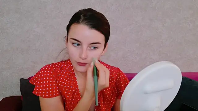 Snapshot of Miss_Arwen chatting on November 7, 2025, 4:34 am Miss Arwen online show from November 7, 2025, 4:34 am