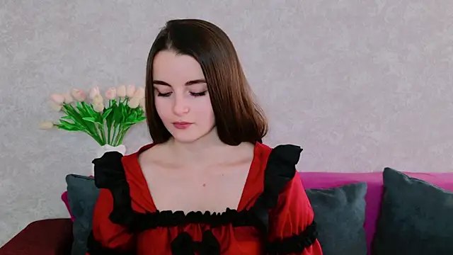 Snapshot of Miss_Arwen chatting on November 11, 2025, 4:01 am Miss Arwen online show from November 11, 2025, 4:01 am