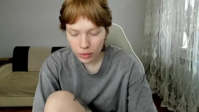 Snapshot of StellaDavis chatting on June 2, 2026, 8:38 am StellaDavis online show from June 2, 2026, 8:38 am