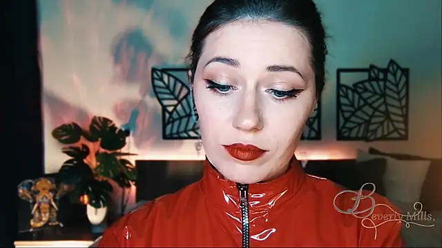 Snapshot of MissBeverlyMills chatting on February 15, 2025, 7:28 pm MissBeverlyMills online show from February 15, 2025, 7:28 pm