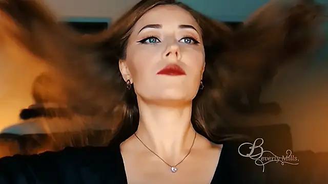 Snapshot of MissBeverlyMills chatting on September 29, 2025, 12:05 am MissBeverlyMills online show from September 29, 2025, 12:05 am