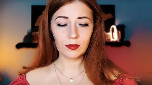 MissBeverlyMills online show from November 20, 2025, 4:12 am