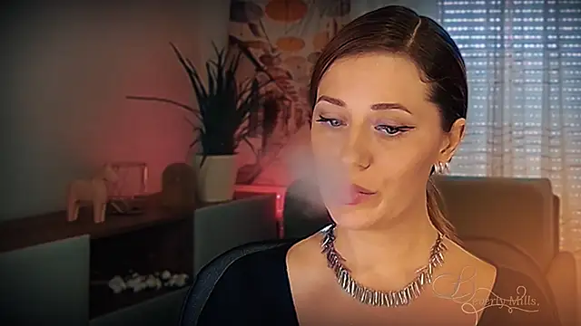 MissBeverlyMills online show from March 3, 2026, 12:55 pm