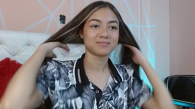 Snapshot of hantonella_ chatting on September 16, 2025, 8:10 pm hantonella  online show from September 16, 2025, 8:10 pm