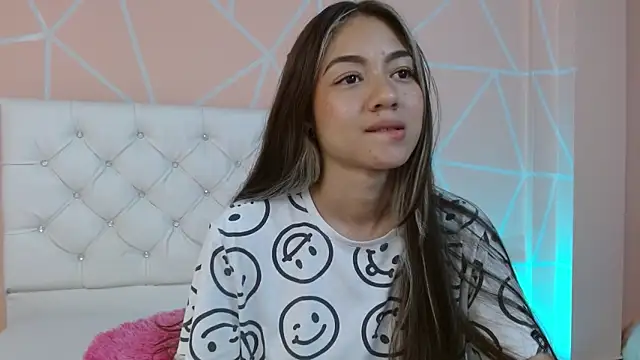 Snapshot of hantonella_ chatting on September 22, 2025, 8:44 pm hantonella  online show from September 22, 2025, 8:44 pm