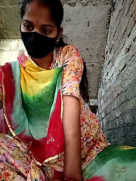 Snapshot of Anushka_Ji chatting on February 25, 2025, 3:31 am Anushka Ji online show from February 25, 2025, 3:31 am