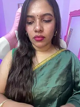 Snapshot of krishaa_ chatting on April 25, 2026, 5:32 pm krishaa online show from April 25, 2026, 5:32 pm