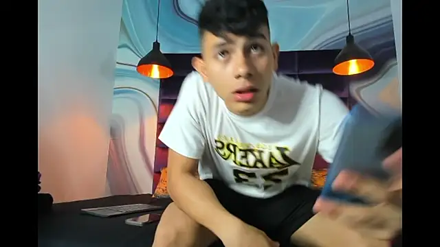 andrew rose  online show from December 27, 2024, 3:20 am