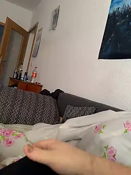 Henryb61 online show from April 26, 2026, 9:29 am