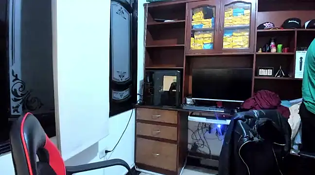 Drako Argentii online show from February 13, 2025, 11:04 pm