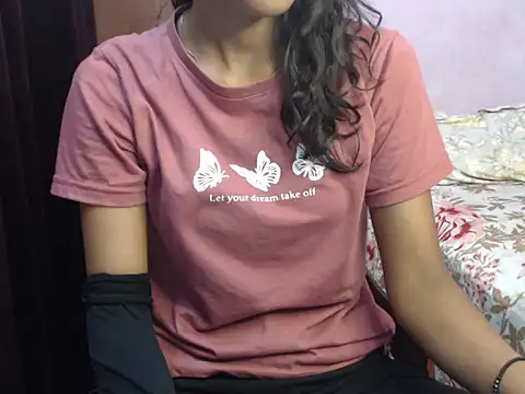Angel kiyara online show from May 31, 2026, 5:59 am
