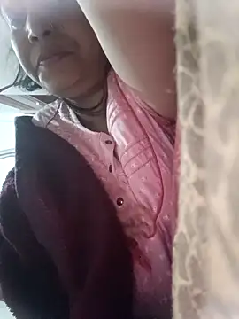 Snapshot of _sonal_sharma chatting on November 18, 2025, 2:39 am sonal sharma online show from November 18, 2025, 2:39 am