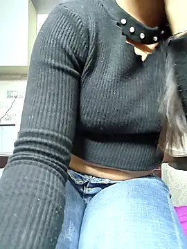 Snapshot of Sarita_7 chatting on December 21, 2024, 12:49 pm Sarita 7 online show from December 21, 2024, 12:49 pm