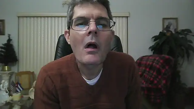 Snapshot of Copfiremen4566 chatting on December 8, 2024, 4:04 am Copfiremen4566 online show from December 8, 2024, 4:04 am