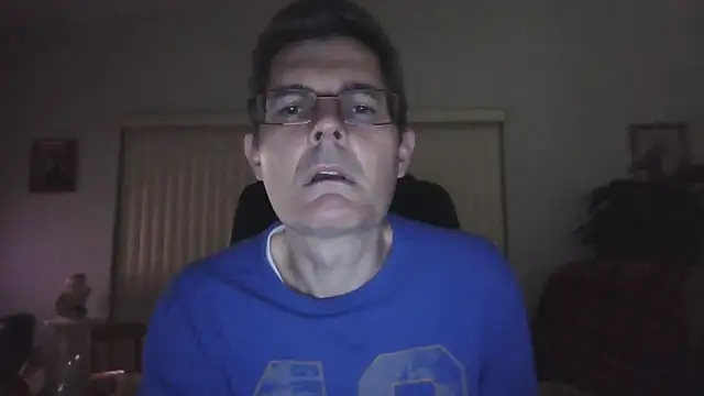 Snapshot of Copfiremen4566 chatting on October 16, 2025, 3:51 am Copfiremen4566 online show from October 16, 2025, 3:51 am