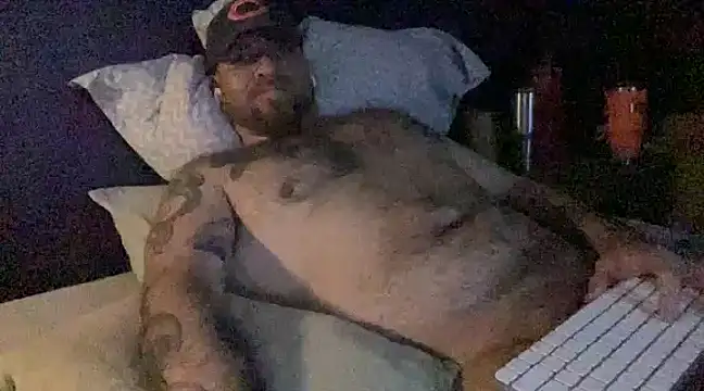 Snapshot of mexa_bear chatting on December 25, 2024, 1:10 am mexa bear online show from December 25, 2024, 1:10 am