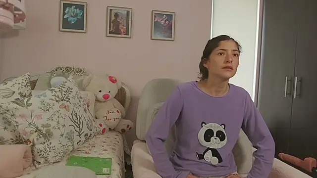 KittyAna online show from October 27, 2025, 5:50 pm