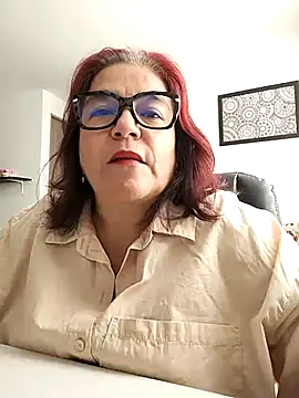 MARIANMILLS   online show from March 17, 2025, 12:57 pm