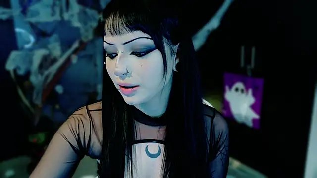 Snapshot of Madison_Jackson chatting on October 23, 2025, 9:24 pm Madison Jackson online show from October 23, 2025, 9:24 pm