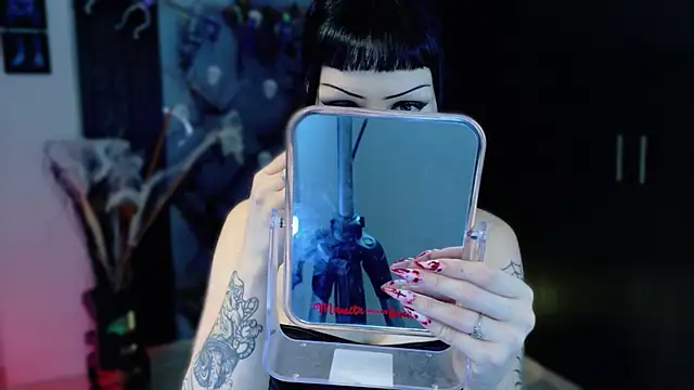 Snapshot of Madison_Jackson chatting on November 13, 2025, 9:58 pm Madison Jackson online show from November 13, 2025, 9:58 pm