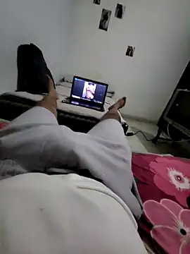 Ride me baby00 online show from March 22, 2025, 6:03 pm