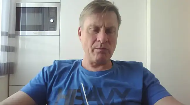 Snapshot of johnnym1 chatting on January 30, 2025, 10:08 am johnnym1 online show from January 30, 2025, 10:08 am