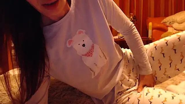 LovelyAndraGirl online show from May 16, 2026, 7:45 pm