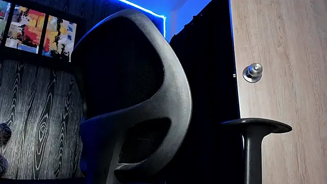 Snapshot of Mark_Buffet02 chatting on February 19, 2025, 1:17 pm Mark Buffet02 online show from February 19, 2025, 1:17 pm