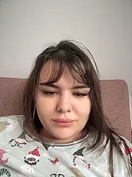 NikaMur online show from April 15, 2026, 5:25 am