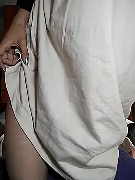 Hanna Ricci online show from March 27, 2026, 1:33 pm