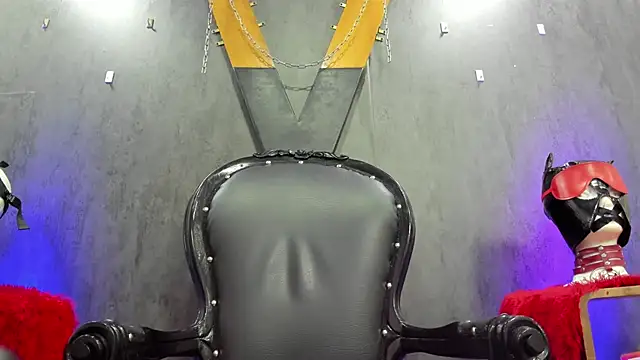 CharlotteScotte online show from March 7, 2025, 2:01 pm