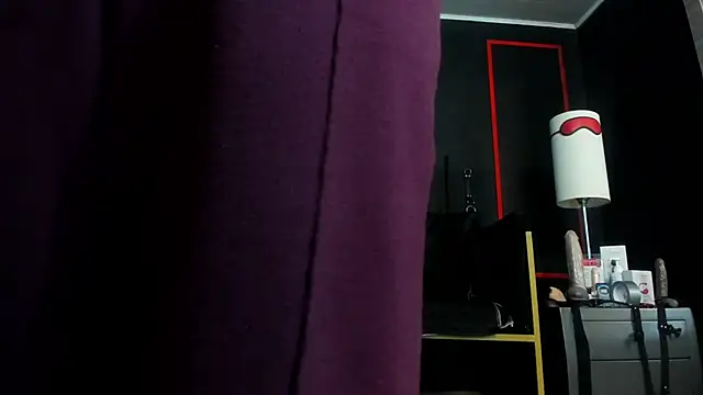 CharlotteScotte online show from November 24, 2025, 12:05 pm