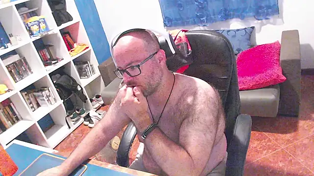 Snapshot of ravingr4d4 chatting on June 21, 2026, 8:55 pm ravingr4d4 online show from June 21, 2026, 8:55 pm