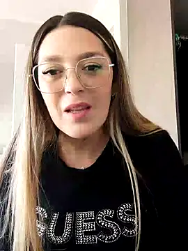 Snapshot of Daniela77771 chatting on April 21, 2026, 7:17 pm Daniela77771 online show from April 21, 2026, 7:17 pm