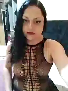 Snapshot of LilithRos3 chatting on October 7, 2025, 9:23 pm LilithRos3 online show from October 7, 2025, 9:23 pm