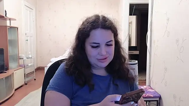 Snapshot of VladaCandy chatting on June 6, 2026, 4:44 pm VladaCandy online show from June 6, 2026, 4:44 pm