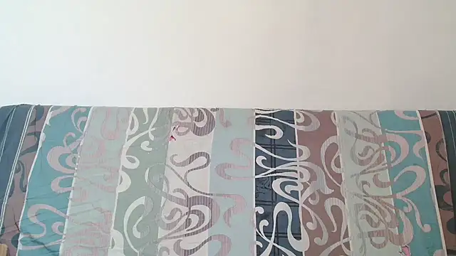 Andra Love online show from November 15, 2025, 7:32 pm