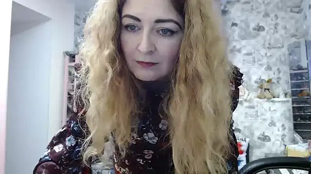 Helen1974 online show from January 14, 2025, 7:48 am