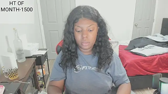 demi xoxo online show from November 4, 2025, 7:18 am