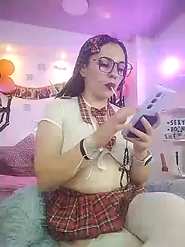 CaroFisher online show from October 24, 2025, 1:07 pm