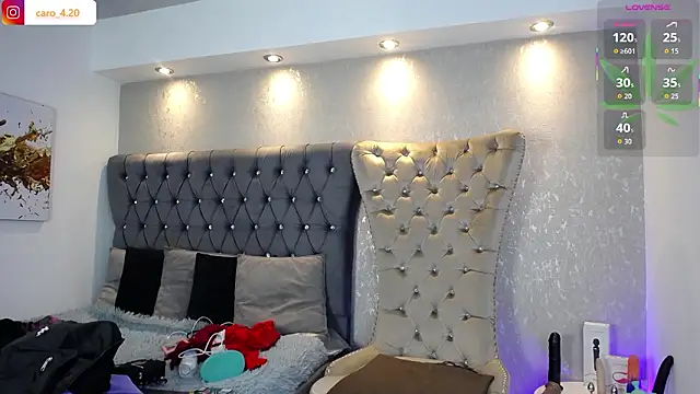 CaroFisher online show from February 2, 2026, 1:32 pm