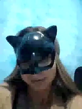 Snapshot of MagrinhaMMs chatting on February 8, 2025, 11:24 pm MagrinhaMMs online show from February 8, 2025, 11:24 pm