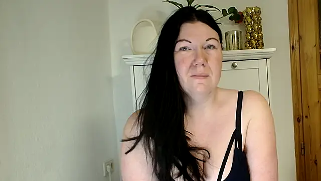 p6w official online show from March 10, 2026, 5:12 am