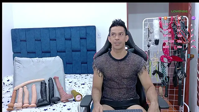 JoseRumbero26 online show from February 16, 2026, 12:12 pm